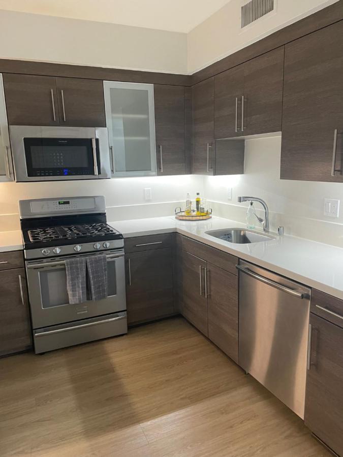 Las Palmas - Modern, Stylish, Spacious, Secure & Tranquil Condo With 2 Master Suite Bedrooms - Wlk To Sm Pier Los Angeles Dış mekan fotoğraf