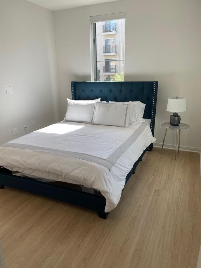 Las Palmas - Modern, Stylish, Spacious, Secure & Tranquil Condo With 2 Master Suite Bedrooms - Wlk To Sm Pier Los Angeles Dış mekan fotoğraf