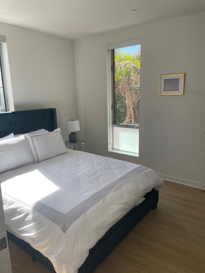 Las Palmas - Modern, Stylish, Spacious, Secure & Tranquil Condo With 2 Master Suite Bedrooms - Wlk To Sm Pier Los Angeles Dış mekan fotoğraf