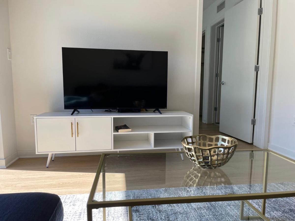 Las Palmas - Modern, Stylish, Spacious, Secure & Tranquil Condo With 2 Master Suite Bedrooms - Wlk To Sm Pier Los Angeles Dış mekan fotoğraf